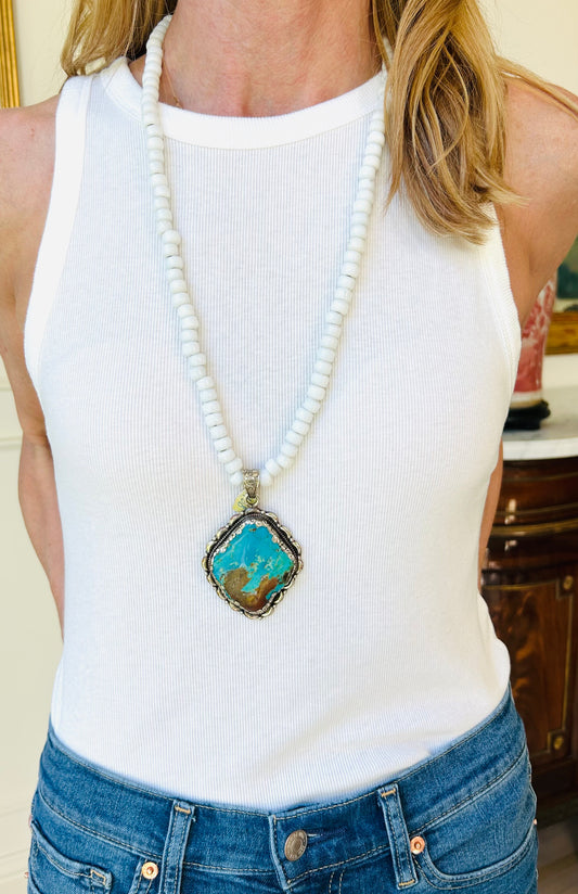 Vera Necklace