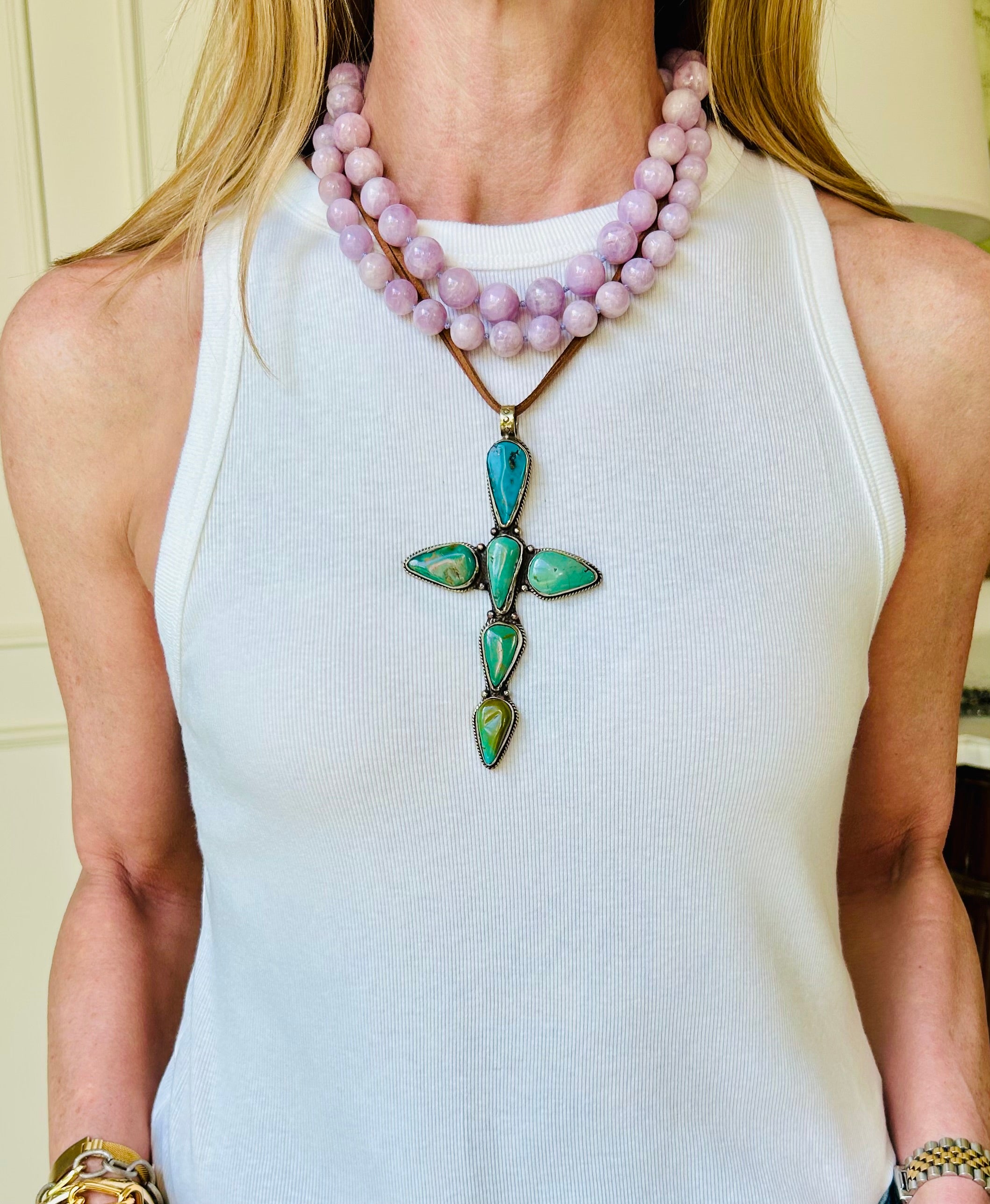 Santuario Cross Pendant