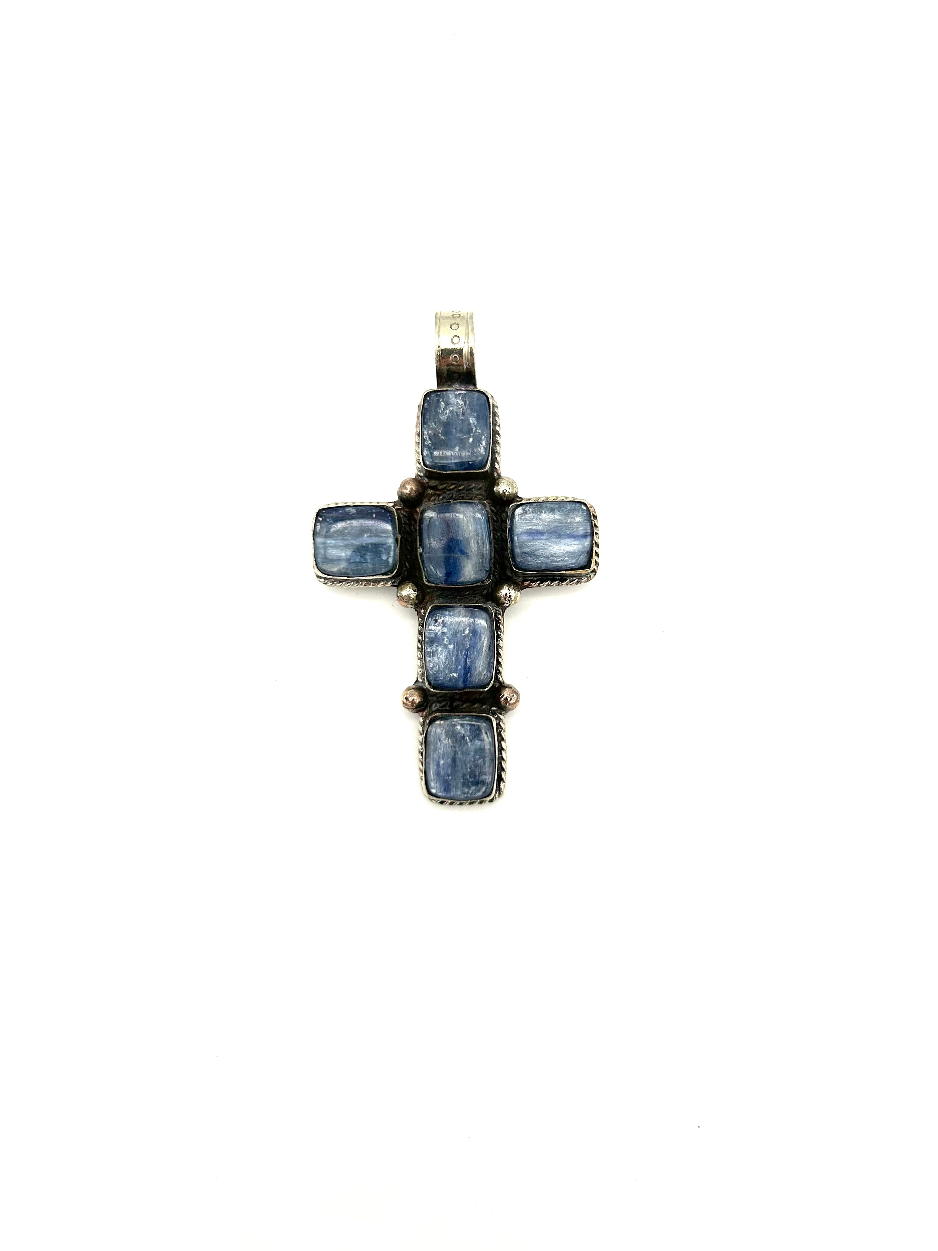 Dover Pendant