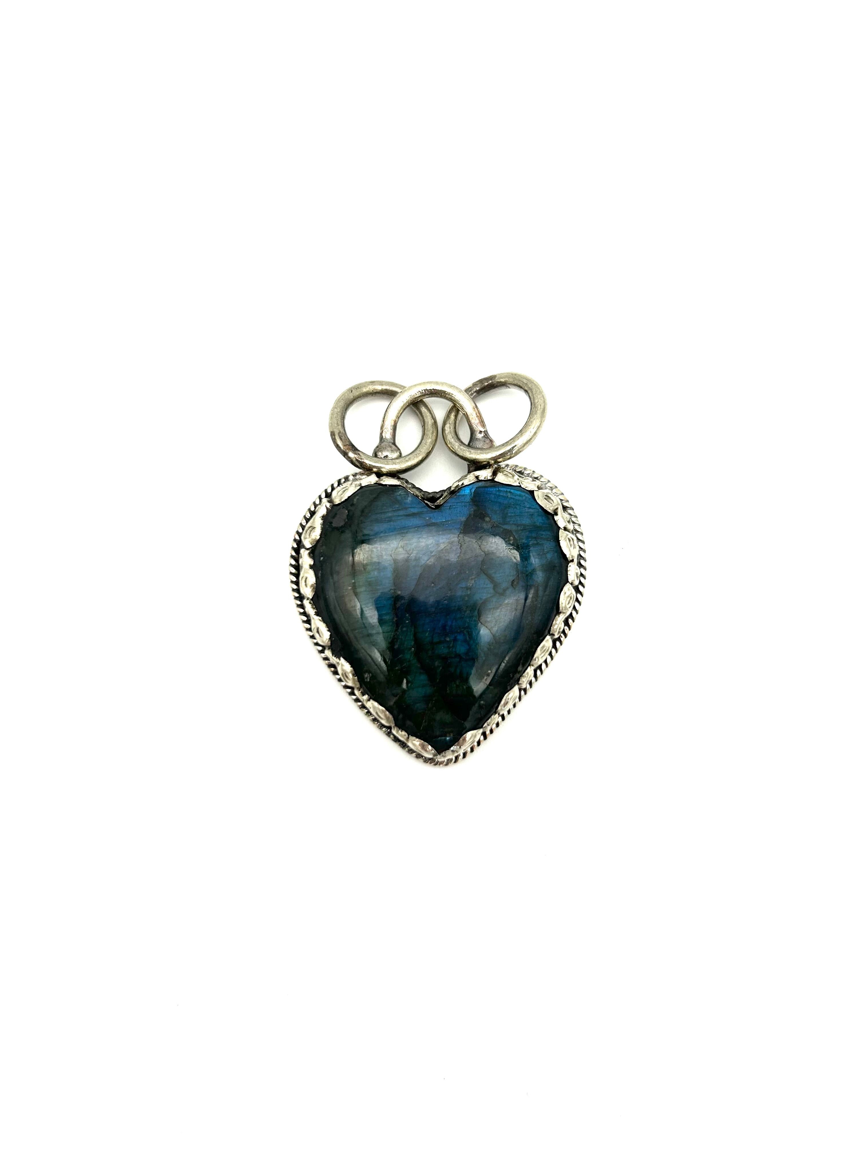 Azi Pendant