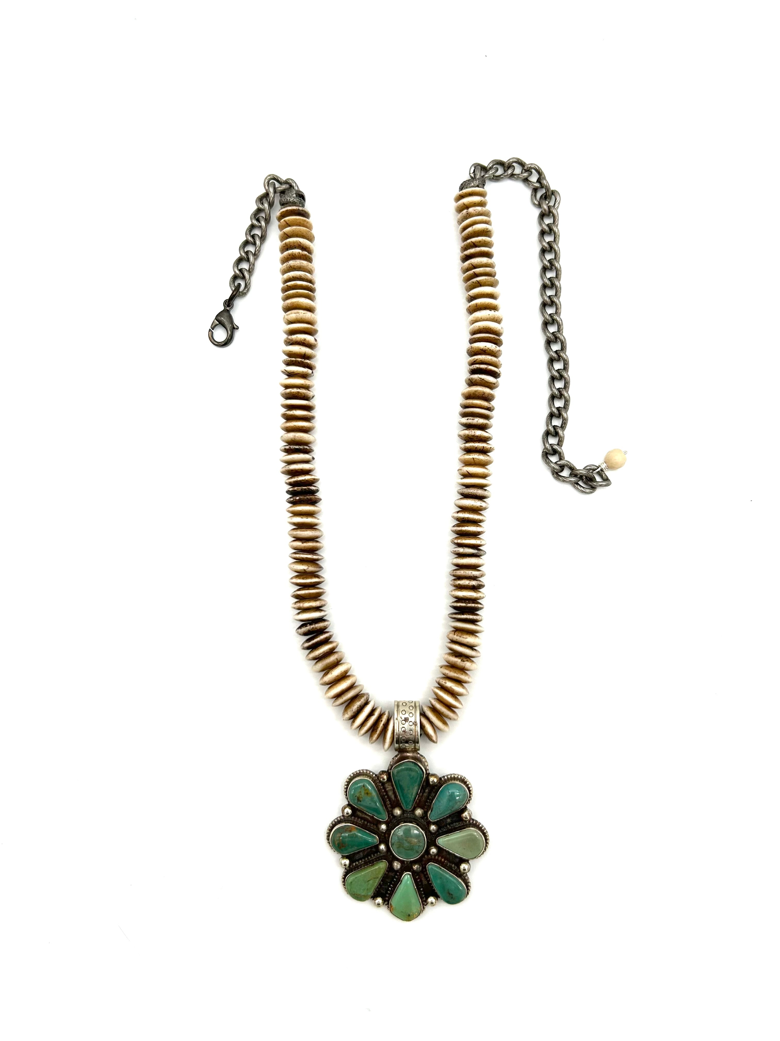 Florita Necklace