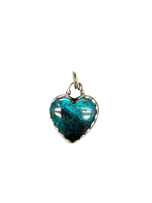 Corazon Pendant